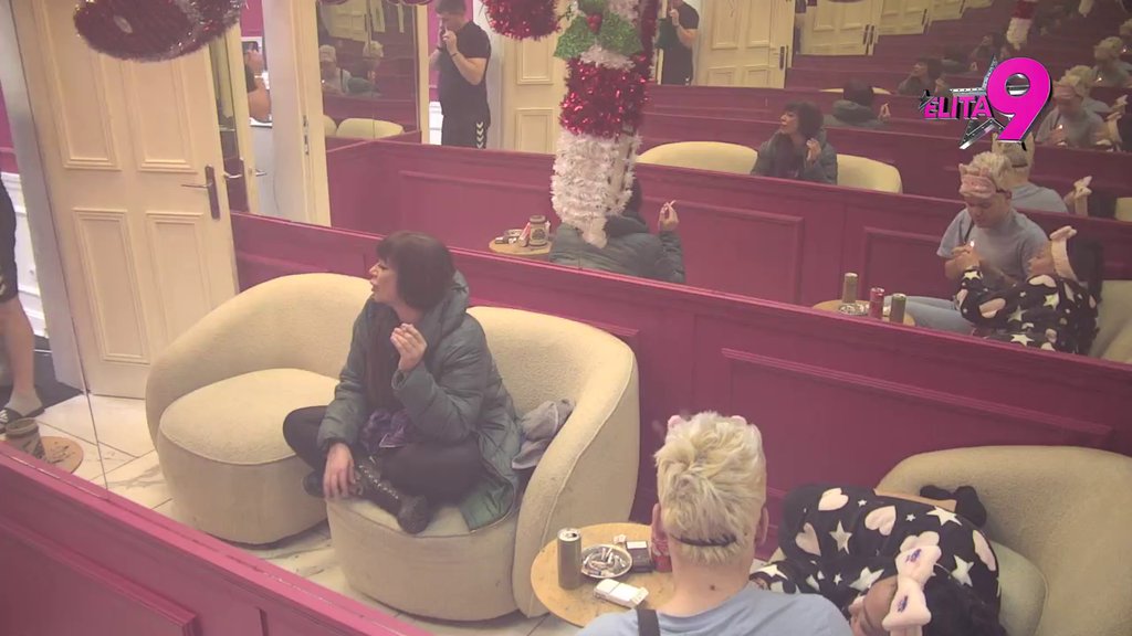 Lukice, ljubim te puno: Vujović i Maja nastavili po starom, on otišao nasmejan na spavanje (VIDEO)