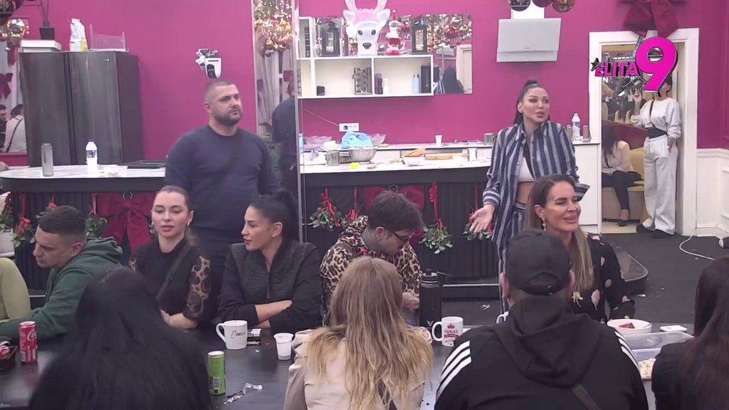 KARIĆ POMRSIO KONCE: Sofija i Terza žestoko zaratili, on ne može da se pomiri sa tim da se dopisivala sa njegovim drugom! (VIDEO)