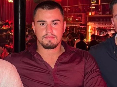 Bukti rat šampiona! Viktor uzvratio Dušici nakon što je rekla da ga vidi kao KLINCA: Doživljavam je kao devojku NA ŠIPCI