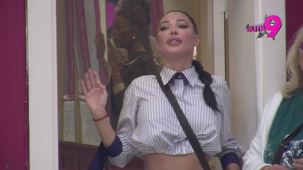 Sve je jasno kao dan! Teodoru stigla karma: Maja i Filip podgrejali sumnje da gaje emocije jedno prema drugom, nisu uspeli da zataškaju sve (VIDEO)