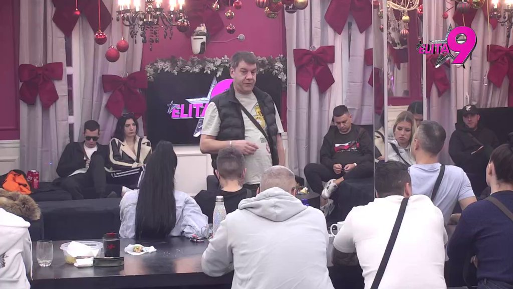 Dan sa njom mi je lepši nego mesec i po dana sa Aneli: Luka na stubu srama zbog izdaje Đukića i veze sa Anitom, on šokirao priznanjem (VIDEO)