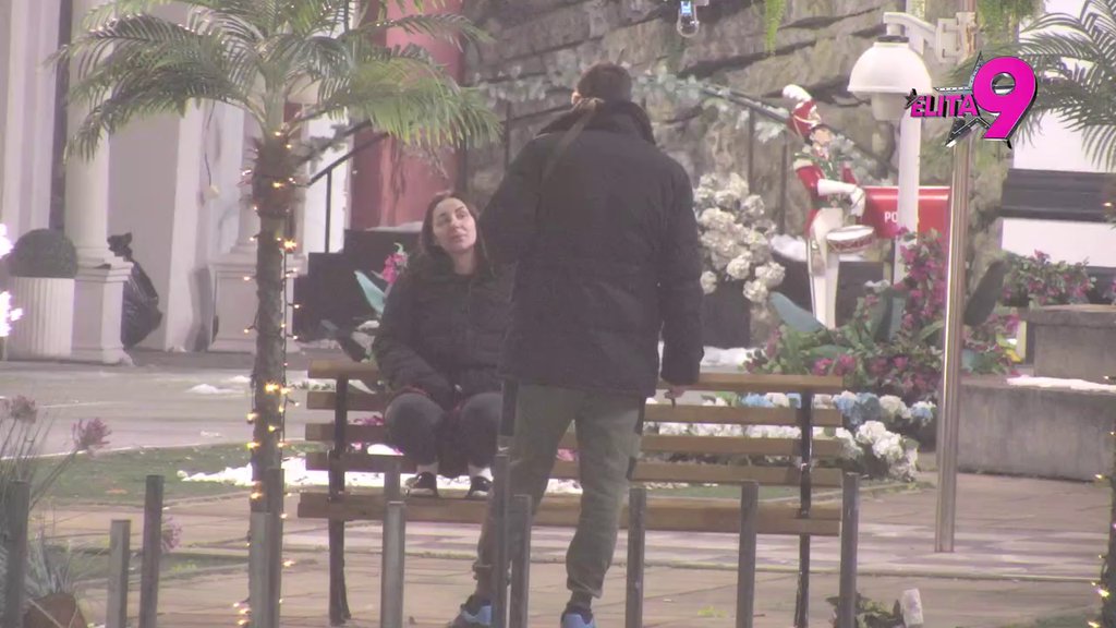 Grca u suzama: Dušicu stiglo gorko kajanje zbog poljupca sa Asminom, ne zna kako će se opravdati bivšem dečku (VIDEO)