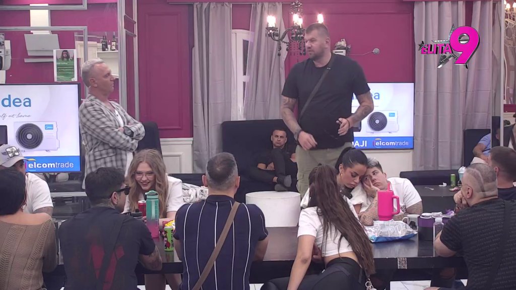 Bio je dobar sa Slobom, a spavao mu s ženom 32 minuta: Janjuš demolirao Đukića pred svima zbog njegovog ponašanja: Ako bi mogao, je*ao bi ti ženu (VIDEO)