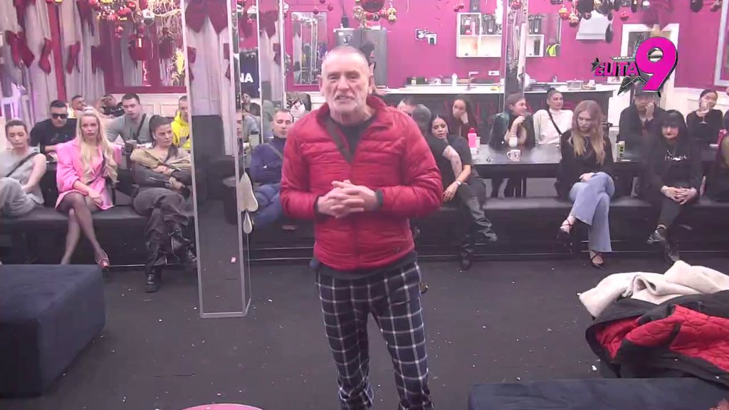 Krš i lom za stolom! Mića i Aneli urlaju na učesnike, ona otkrila da li je Maja videla nju i Filipa, pa je imala tri puta se*s (VIDEO)