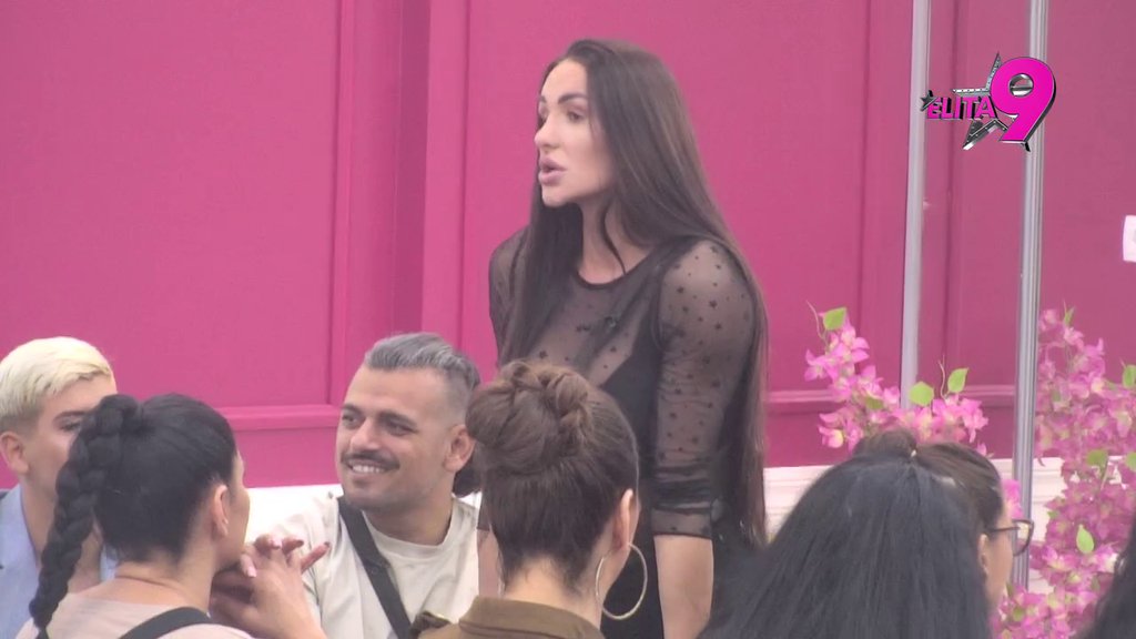 FLAŠICA OD BEBE SE UCRVLJALA, A ULOŠKE JE... Asmin izneo brojne gadosti na Anelin račun, Luka zasevao poput groma, pa opleo po njemu: KAKO TE NIJE SRAMOTA... (VIDEO)