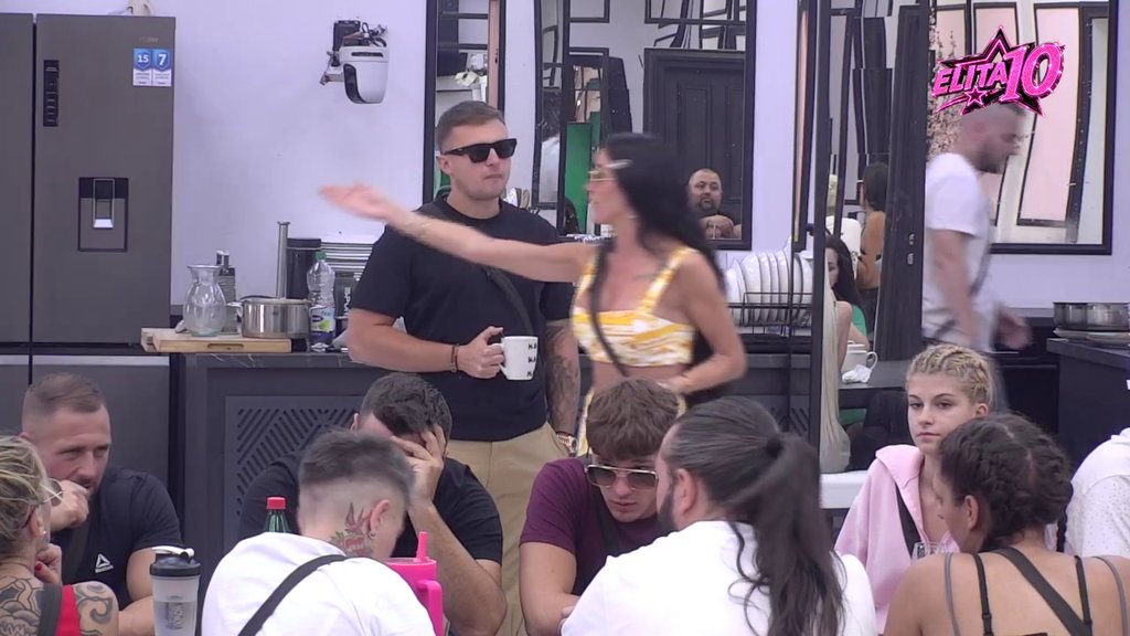 Slađa Poršelina dala pun gas: Karića vređa na sve načine, on se još jednom posprdao s njom! (VIDEO)