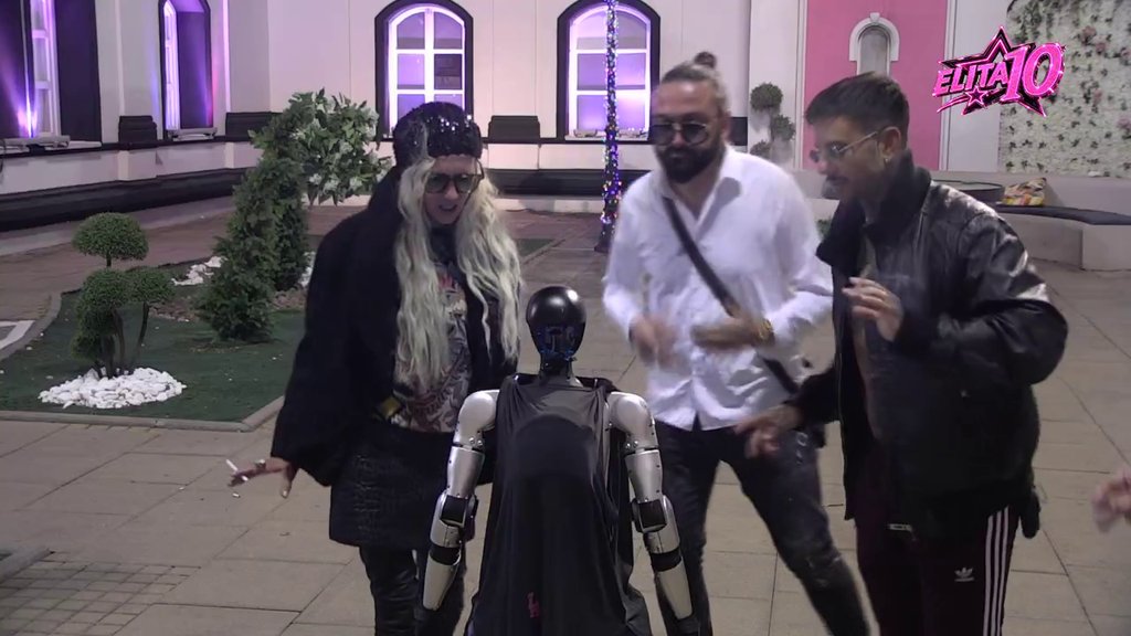 Toša pustio pesmu Lauri i Đukiću, pa analizirao njihov odnos sa Dačom! Dačo zavapio: Joj, ovi se ljube, a evo je i Bilja (VIDEO)