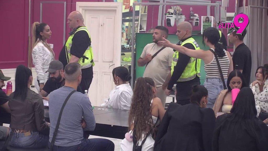 Skinite cuclu s bubice, ne blamirajte dete: Asmin demolirao Hanu i Nerija, Aneli se ponovo ogradila od sestrića: Ne provlači Ahmiće, on se preziva Ružanji (VIDEO)