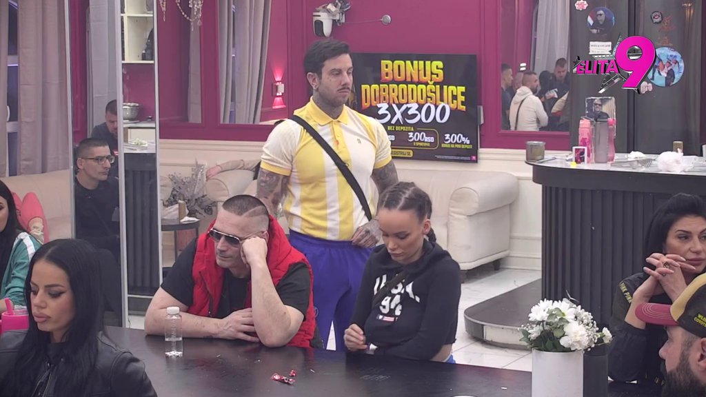 Vi ste foliranti, devojka koju voliš te ponižava: Sofija shvatila da Teodora ne može očima da gleda Bebicu, Asmin ponizio i Đukića i Delićevu (VIDEO)