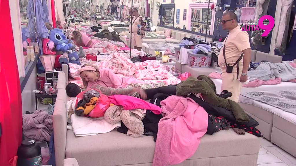 Pomislila da mu je posebna, pa doživela fras: Aneli saznala da se Đukić i s Teodorom grlio, odmah izljubomorisala! (VIDEO)