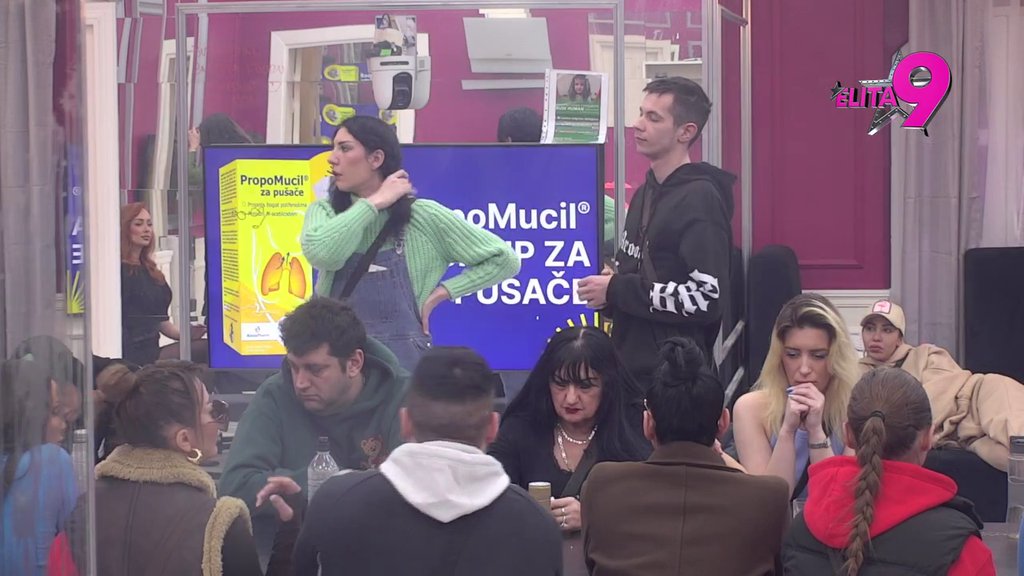 Ni blama, ni srama: Svi osudili Sandrino gnusno vređanje Hane i Neria, ona najvila da će udarati još jače! (VIDEO)