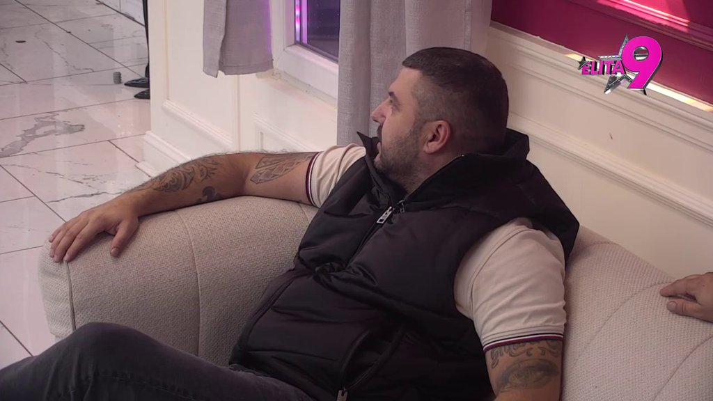 Nije htela da mi kaže: Aneli konačno otkrila istinu o Sitinoj prodaji auta iza njenih leđa (VIDEO)