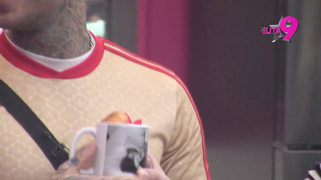 Podrška joj popravila celu godinu! Boginja vrisnula od sreće zbog poklona, a tek da vidite Filipovu reakciju! (VIDEO)