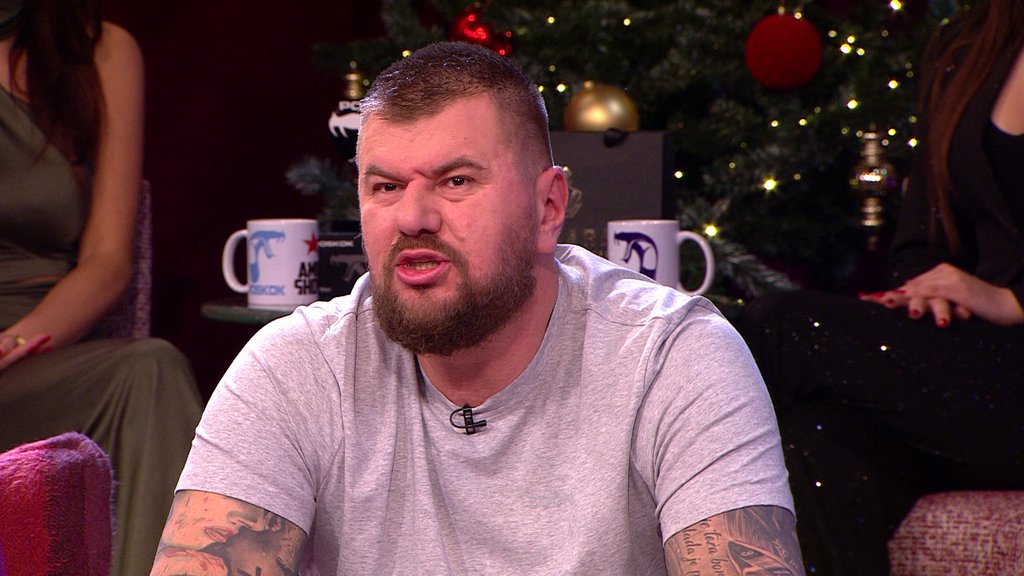 NEBITNJAKOVIĆ JE SVE REKAO O SEBI! Stanijina gladijatorka baba Milanka zarežala na Janjuša: Taj obraz nema!