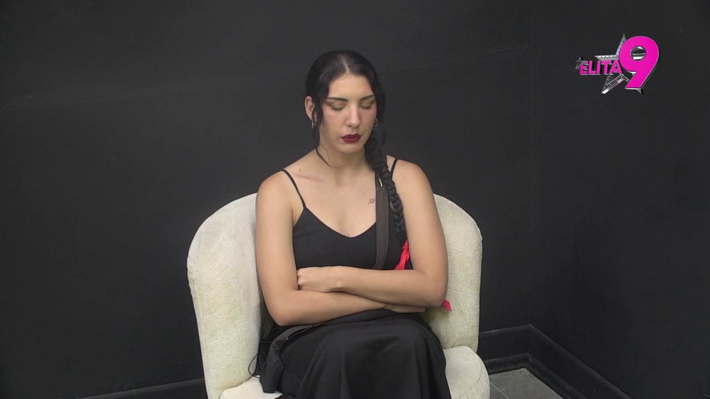 Pozvala ga je da bi narod rekao BRAVO ANELI, SVAKA ČAST: Hana urnisala Neriovu tetku, pa progovorila o selidbi i TUŽBAMA (VIDEO)