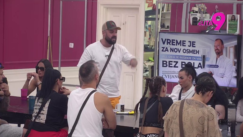 Da li se seća kakav je izašao iz moje kuće? Stanija skandalizovana u šta se Asmin pretvorio: Drmnula bih mu šamarčinu! (VIDEO)