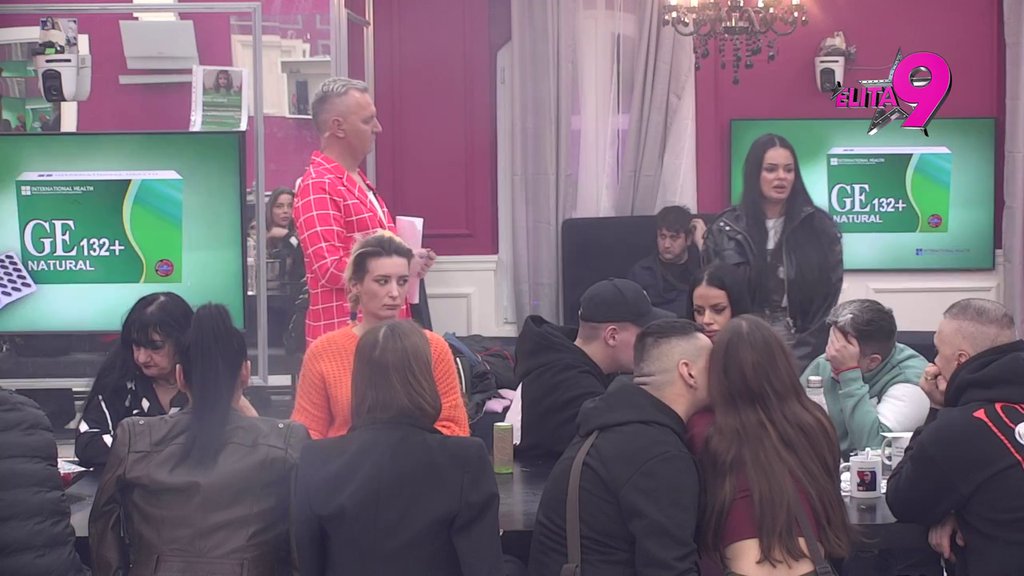 Konkretno i direktno! Sofija ne krije koliko je srećna s Terzom, Anastasija i Bora ozvaničili vezu, a onda je Teodora priznala: Taj snimak s Takijem je... (VIDEO)