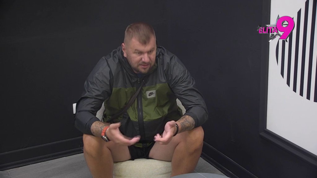 Jedva dočekao da je unakazi: Janjuš svim silama nagazio Kačavendu, ne može da je smisli! (VIDEO)