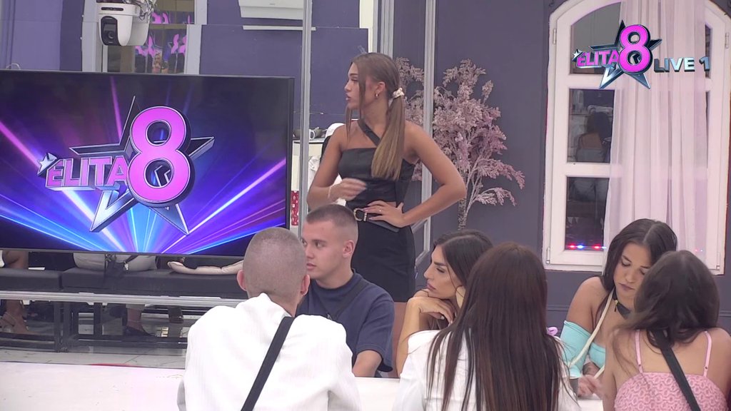 STAVILA KARTE NA STO: Sofi priznala da od prvog dana oseća Gastozovu naklonost, Anđela promenila sve boje zbog onoga što je čula! (VIDEO)