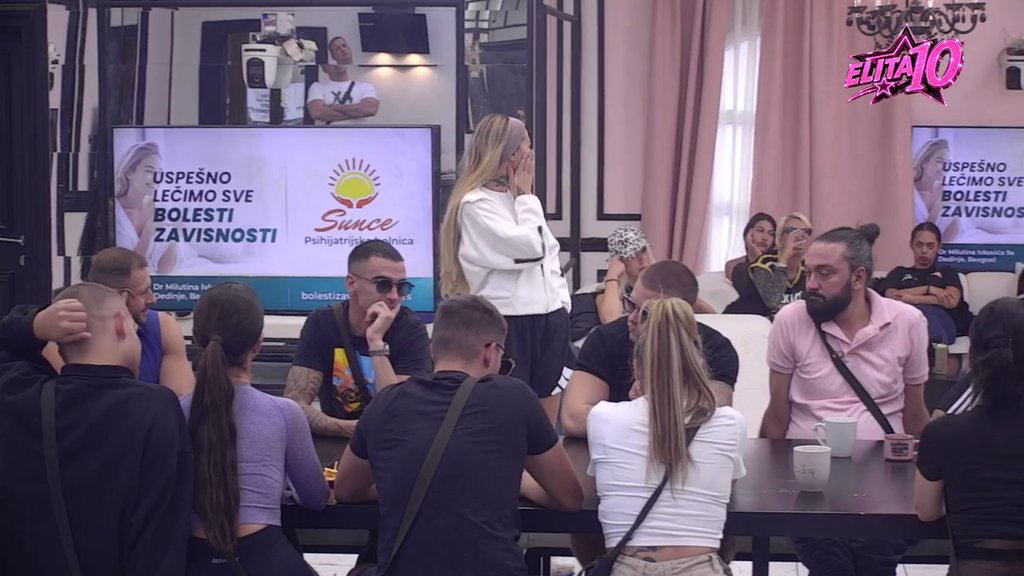 Diže paniku i govori da sam ljubomorna: Aneli nazvala Cara lukavim, otkrila da Anđelu ubacuje u svaku njihovu raspravu! (VIDEO)