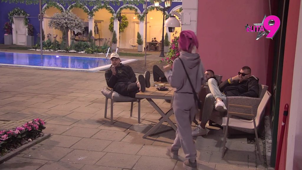 Velike mame, a idete kod dece narokane: Aneli i Terza nastavljaju surov rat, on žestoko udario i na Milicu Veličković! (VIDEO)