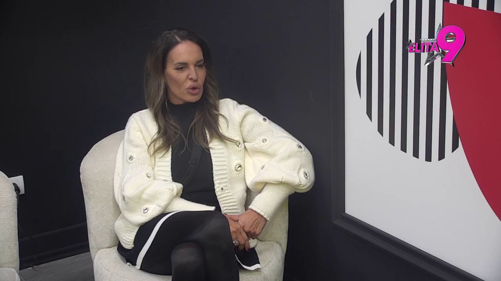 Asmin sve radi da bi Aneli lopatama jela ono što je isr*la: Kačavenda u svom stilu obrisala patos s Teodorom i Bebicom, pa RASKRINKALA Luku: Čula sam da se muvao sa Sitom! (VIDEO)