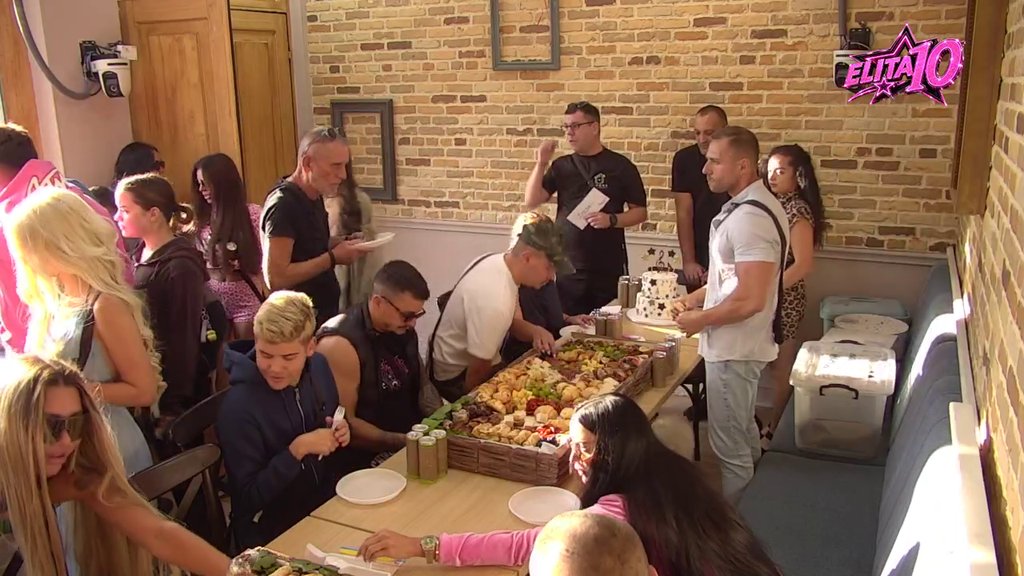 Stoja poslala pismo u Elitu: Sinu se obratila dirljivim rečima, nastao muk! (VIDEO)