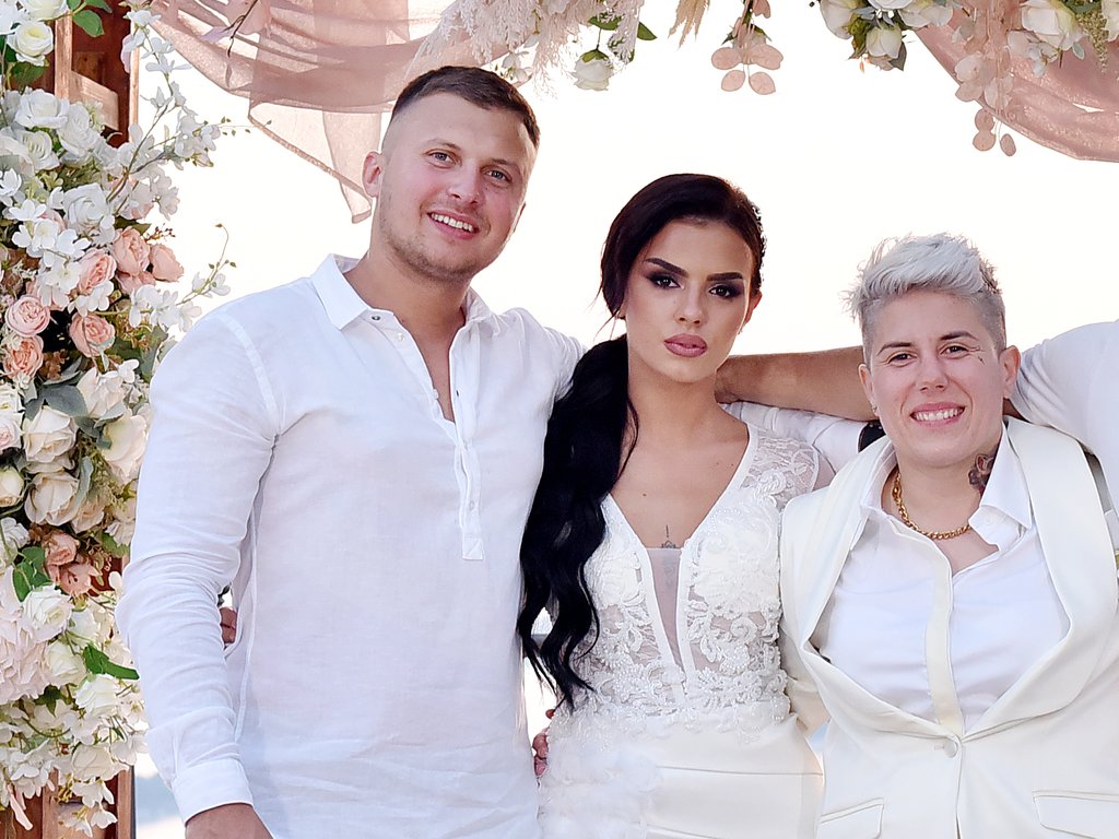 NASTAVAK VRELE PREPISKE ANITE I STEFANA! Pogledajte kako je Karić pokušavao da smuva bivšu ženu svoje drugarice: Gvožđe se kuje dok je vruće (FOTO)