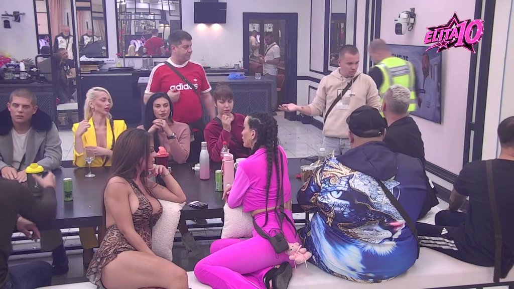 Došli su ovde da prodaju priče: Marko se ogradio od Laure! Ona pokula na Careve reči i žestoko mu odbrusila! (VIDEO)