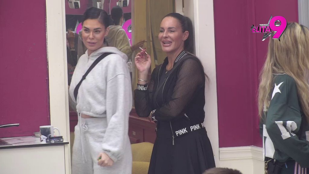 Kačavenda postala utorak devojka: Prikazan vreli snimak sa Mikijem Dudićem, on se pred svima ogradio od nje! (VIDEO)