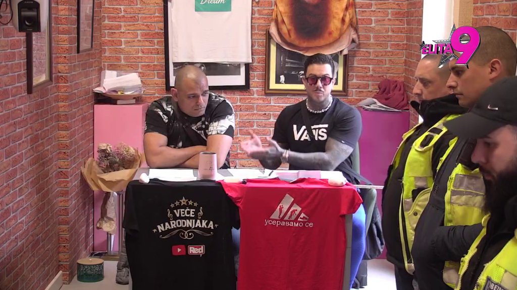 Karambol! Đukić se prvi put suprotstavio Bebici i stao uz Teodoru, on doživeo fras i zaleteo se na njega! (VIDEO)