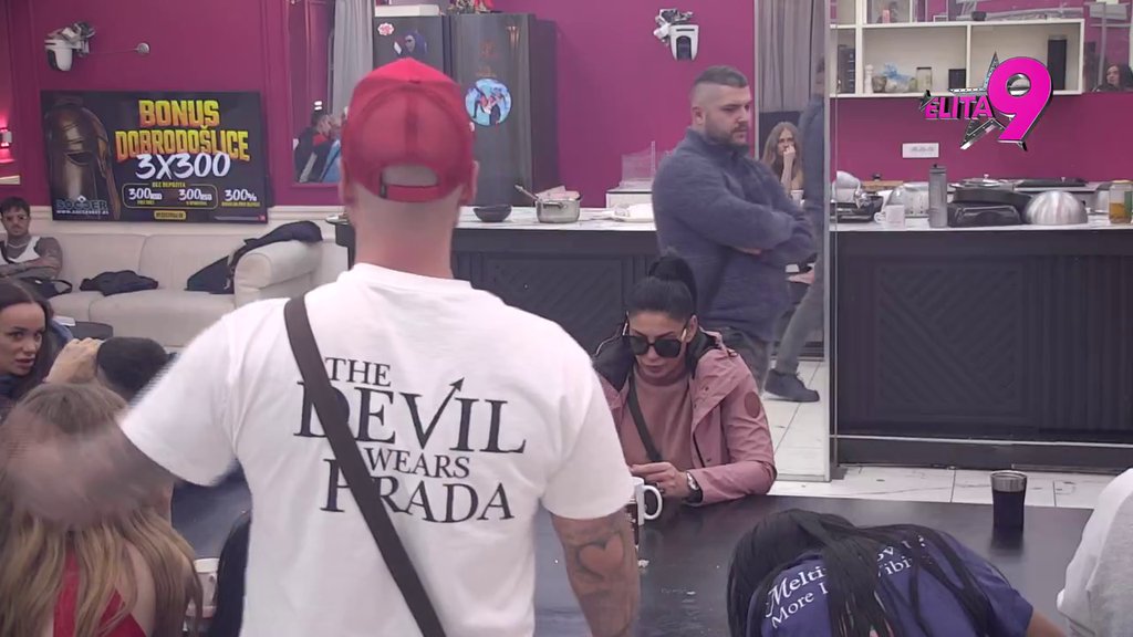 Spavaš tu kao skitnica, žao mi te je kao čoveka! Luka priznao kako gleda Asmina, hvalio njegove osobine! (VIDEO)