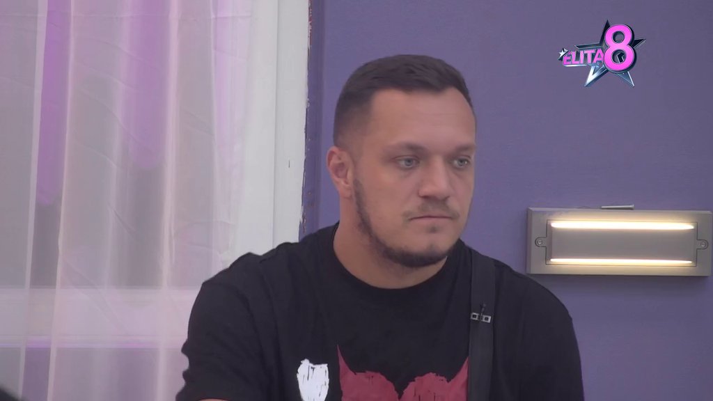 Da se našalim na svoj račun, PROGUTALA SAM TO: Anđela progovorila o odnosu sa Gastozom, on je ponovo PONIZIO: Sva vrata su ti zatvorena, bivšeg si volela više od mene! (VIDEO)