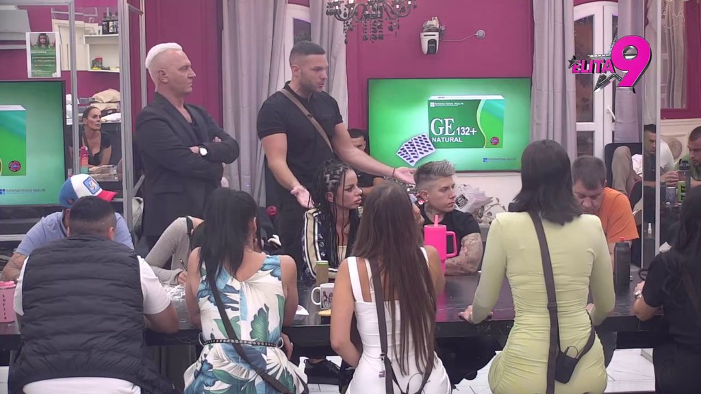 NE VOLIŠ NIKOGA I NE POŠTUJEŠ NIKOGA: Anđelo ispljunuo sve Mini u lice, Viktor besni zbog Mine, pljušte uvrede! (VIDEO)