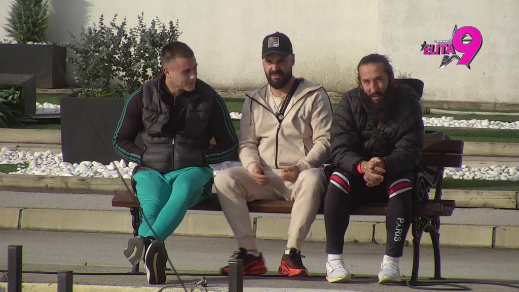 KAKVO PONIŽENJE! Luka imitirao Aneli kako je izgledala u vezi sa njim, KARIKIRAO SVE NJENE IZLIVE NEŽNOSTI! (VIDEO)