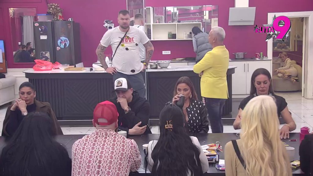 Hoće da joj dokaže ljubav preko uvreda drugih: Janjuš dao svoj sud o raskolu Kačavende i Sofije, Mića digao sto na noge (VIDEO)