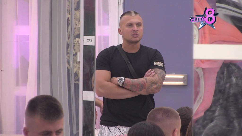 NA STUBU SRAMA: Luka žestoko osuđen zbog ponašanja prema Aneli, takičari ne veruju šta su videli svojim očima! (VIDEO)