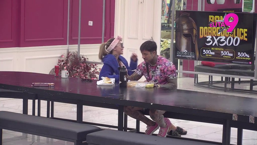 Nije mogla da prećuti! Aneli izljubomorisala Đukiću zbog Dušice (VIDEO)