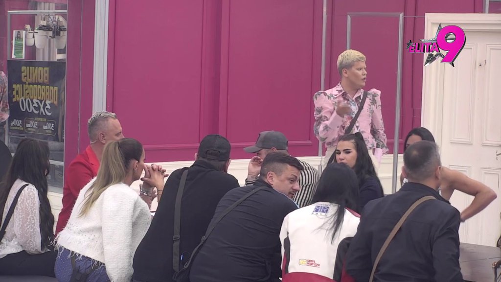 KOLIKO JE SPREMAN DA PROGUTA SVA PONIŽENJA?! Asmin i Maja na stubu osuda od strane učesnika, Uroš ih postavio na mesto (VIDEO)