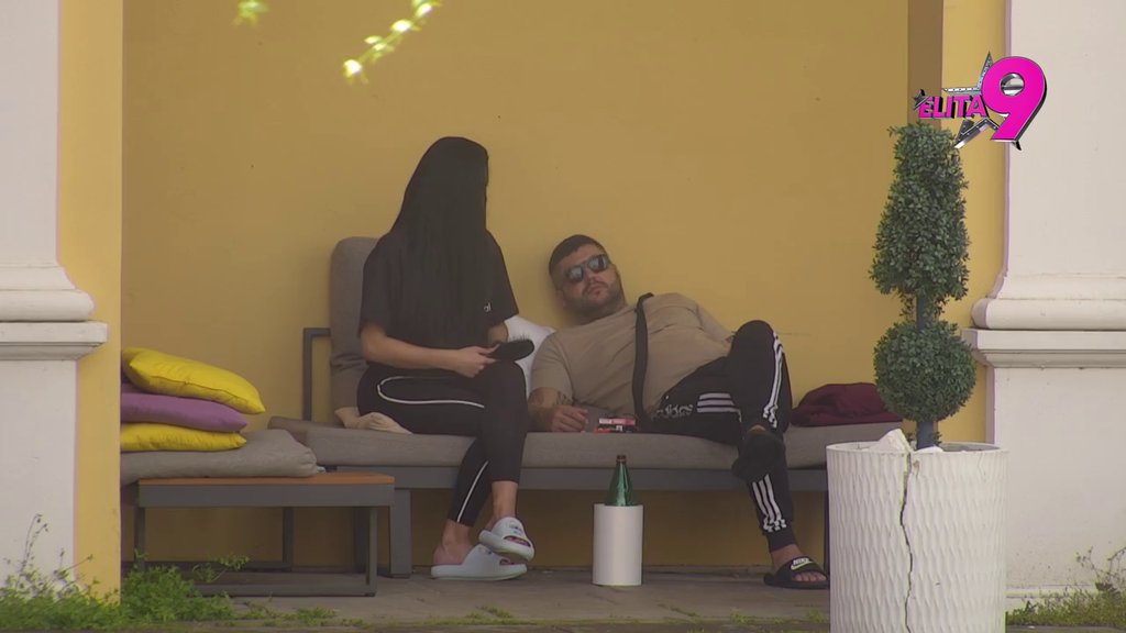 Uvek mi se od toga poremeti ciklus! Maja otkrila da je imala DOSTA ISKUSTVA sa pilulama za dan posle, Asmin se kao pravi ginekolog u sve odlično razume! (VIDEO)