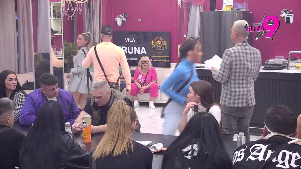 Doživeo pomračenje: Luka pobeseno kad je Aneli napljuvala njegovu majku, ovako neće smeti da se ponaša (VIDEO)