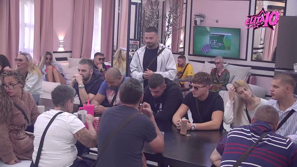 Nisu mi jasne osobe koje su dobre sa svima: Ša svojim izlaganjem šokirao takmičare, Jasenki objasnio gde najviše greši (VIDEO)