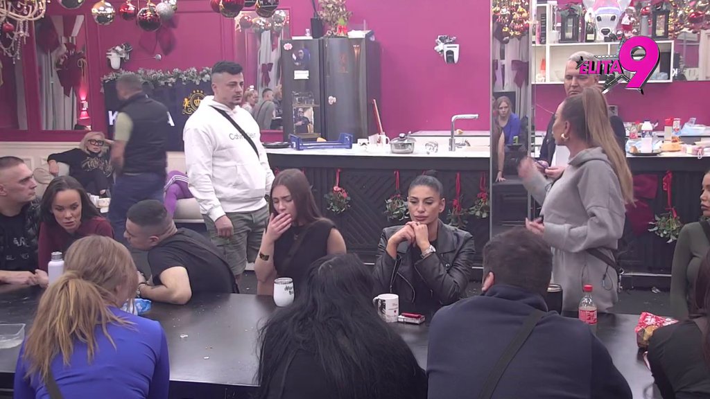 Još jedan pogled i kraj: Terzi preko glave da trpi Sofijine muvačine s Milanom, zapretio joj raskidom! (VIDEO)