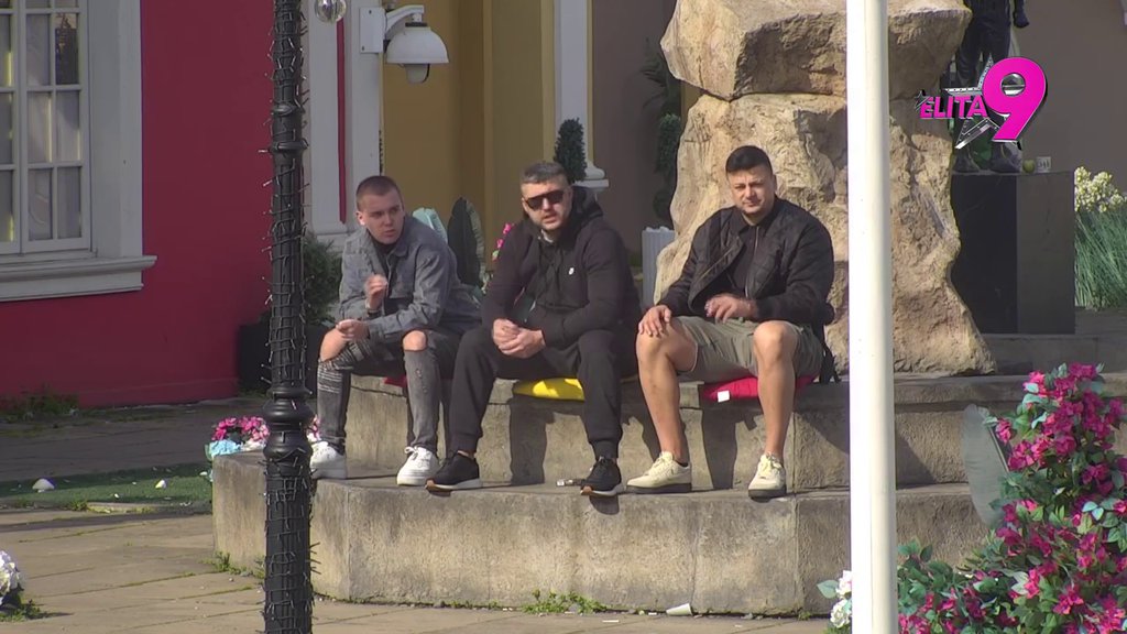 Uhodite se međusobno! Dača čačnuo Asmina u bolnu tačku, Maja ga ponovo POSVAĐALA SA PRIJATELJEM! (VIDEO)