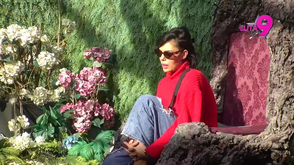 Nisam htela da budem drukara, ali... Mina Vrbaški otkrila sve PIKANTERIJE O NAVODNOJ AFERI Anite i Relje, a onda poručila: Da nema kamera Anđelo i Aneli bi imali s*ks! (VIDEO)