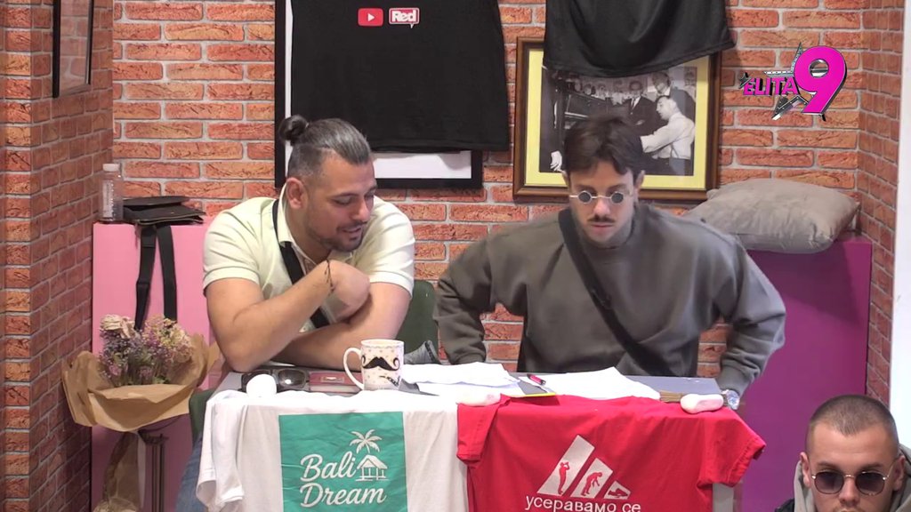 POKUŠAVA DA OKRENE SVE U SVOJU KORIST! Anastasija okrivila Boru za raskid, on joj odbrusio: Neka te štiti Murat i kupuje cigare (VIDEO)