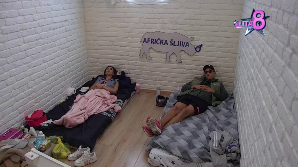Ti si Gastoz u ženskom rodu: Peja očitao lekciju ponašanja Eni, ogorčen na njena prijateljstva, pa priznao da ne oseća SIGURNOST pored nje! (VIDEO)