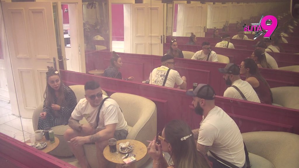 PRIZNALA SVE: Evo da li je pao poljubac između Kačavende i Mikija