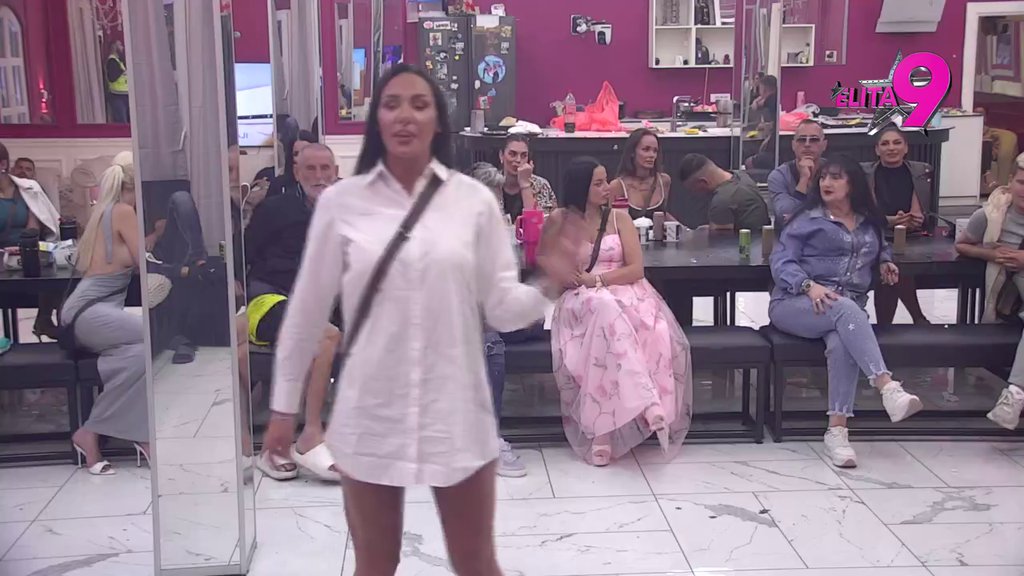 Prebledela kao krpa: Dušica se skamenila i otkrila da nikad nije radila u Tetovu, Milosava je raskrinkala očas posla! (VIDEO)
