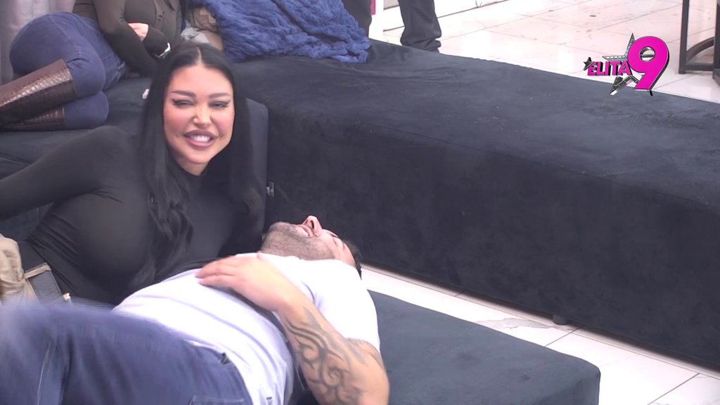 Sama je sebi zabila autogol! Stanija rešeta Maju i Asmina bez mislosti, Marinkovićeva zbog ovih reči zamucala: Ne zavidim ti na maloj piši! (VIDEO)